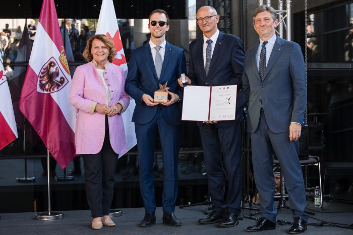 Prämierung Christian Mair- junges Ehrenamt, Fotocredit_LPA/Bernhard Aichner